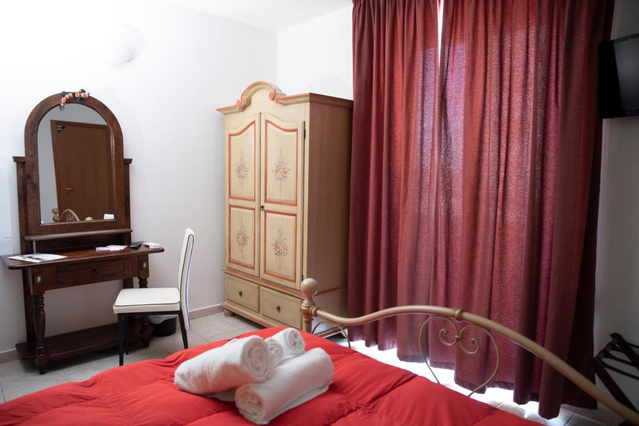 Carlo Five Bed & Breakfast Porto Empedocle Ngoại thất bức ảnh